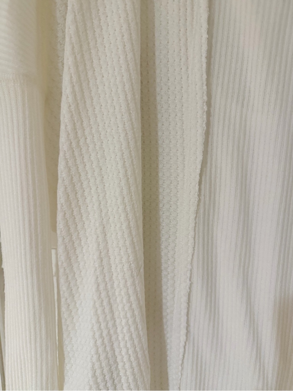 Free people White Women's Lightweight Button-Front Peasant Top - Picture 4 of 4
